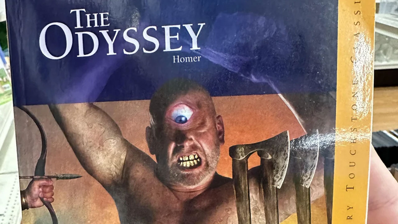 60 Book Covers So Hilariously Unhinged You Might Not Be Able To Tear Your Eyes Away From Them (New Pics)