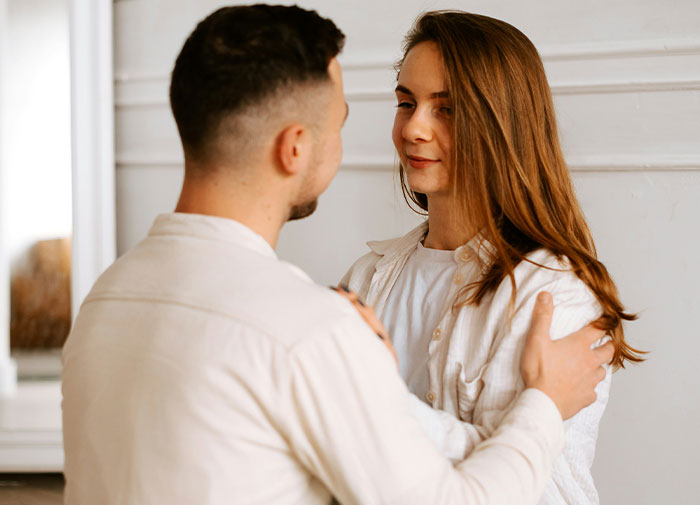 Wife's Attempt To Cheat Turns Out To Be A Manic Episode, Husband Reflects 10 Years Later