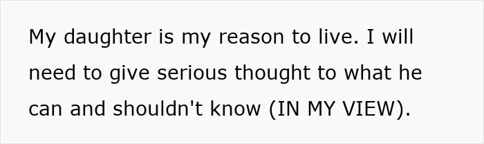 Texto em fundo branco com uma mensagem pessoal sobre uma filha ser uma razão para viver e contemplando limites no compartilhamento de informações.