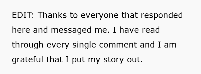 Postagem de texto mostrando uma mensagem de agradecimento de uma mulher compartilhando sua história sobre se mudar com a família para fugir dos sogros.