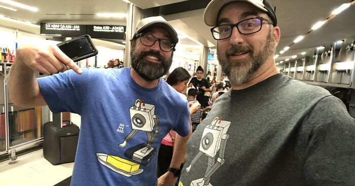 53 Stunning And Hilarious Coincidences That Are Stranger Than Fiction (New Pics)