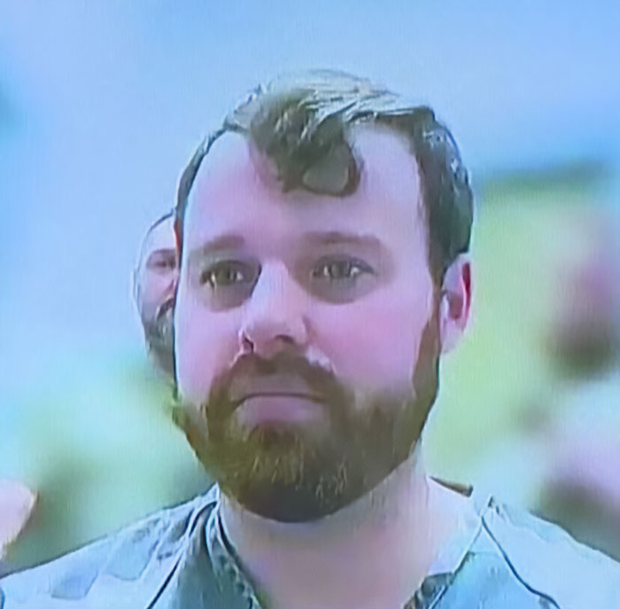 As pessoas desenvolvem uma teoria horrível depois que Jim Bob e Michelle Duggar falam sobre a vítima do filho Joseph As pessoas desenvolvem uma teoria horrível depois que Jim Bob e Michelle Duggar falam sobre a vítima do filho Joseph