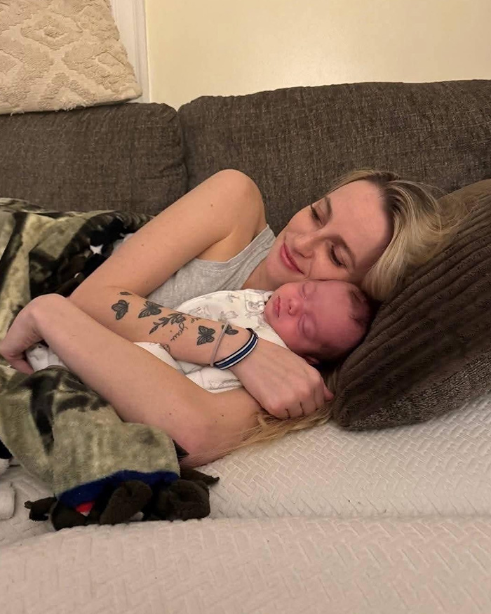 Policial 'glamourosa' descobre seu destino em meio a um escandaloso julgamento policial Policial 'glamourosa' descobre seu destino em meio a um escandaloso julgamento policial