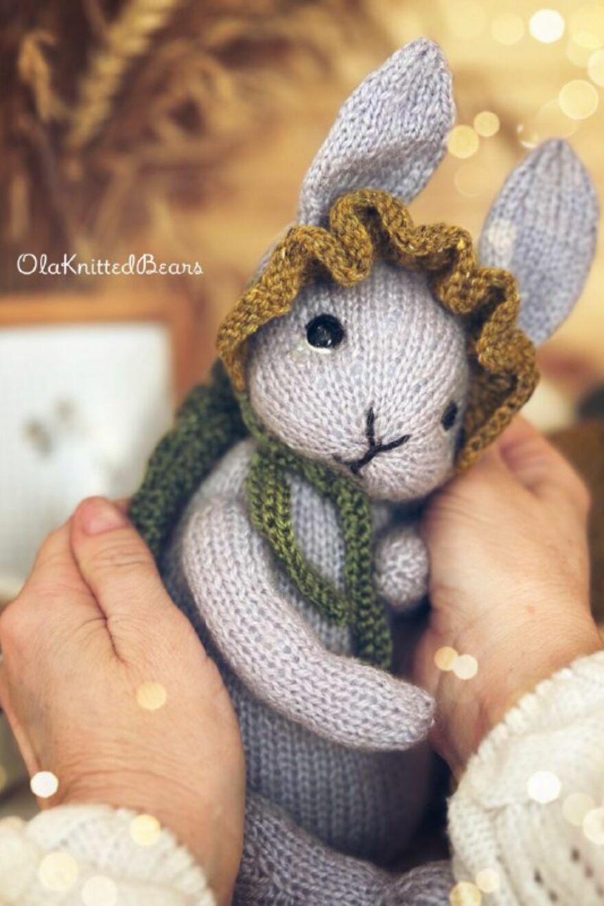 &ldquo;I Knit Quiet Little Animals That Sit And Wait &mdash; And This Bunny In A Snowdrop Outfit Carries A Small Story&rdquo;