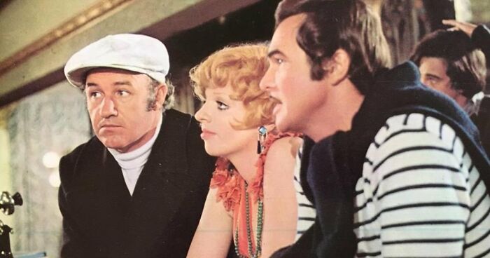 Plus‑Size Woman Goes Viral After Calling Out Airline For Forcing Her To Buy A Second Seat, Splits The Internet