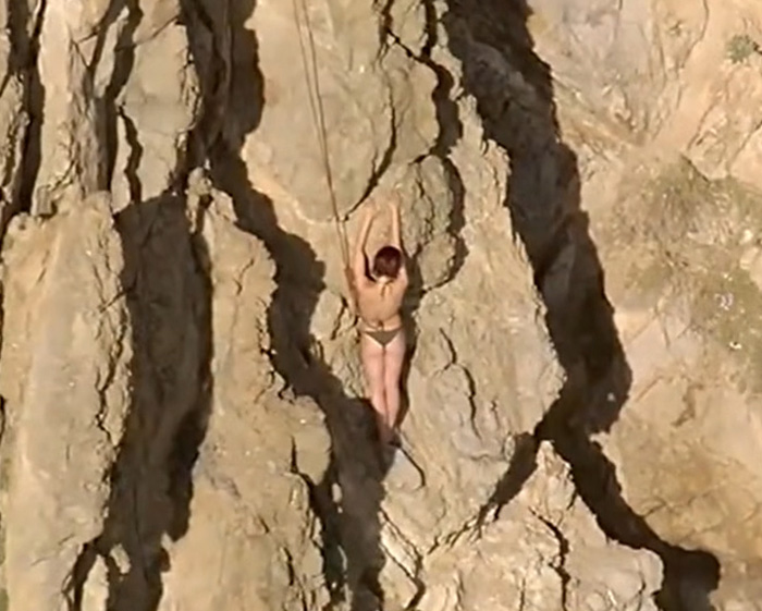 Woman Left Hanging From Cliff 70Ft Above The Ocean Reveals Horrifying Ordeal
