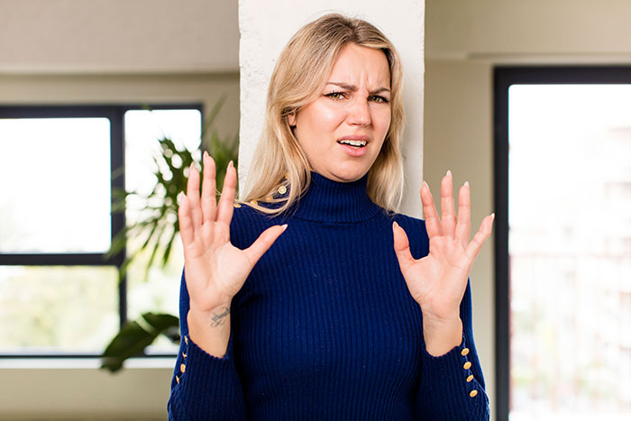 Mom Scams Son Out Of $200K Via Mortgage Fraud, Girlfriend Dumps Him For Enabling It