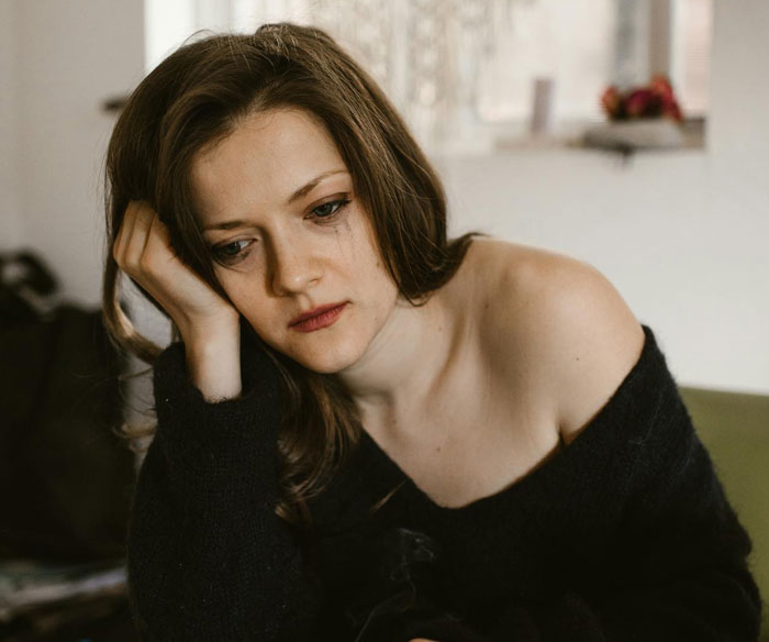 &ldquo;I Am Beyond Devastated&rdquo;: SAHM Finds Out Husband Is Keeping Money From Her, Then Gets Asked For Divorce