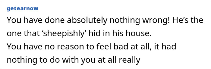 Male Karen Blames His Neighbor For An Accident Caused By Delivery Driver, She Bursts Into Tears