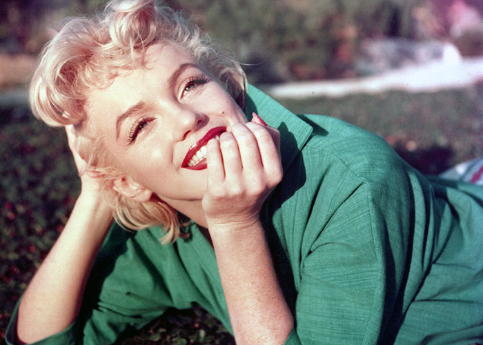 New Chilling Theory About Marilyn Monroe's Passing That Changes Everything