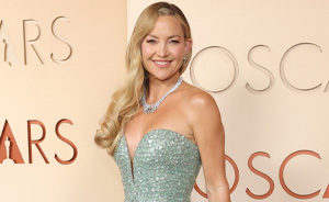 Outfits From Oscars 2026 That Left Fans Speechless