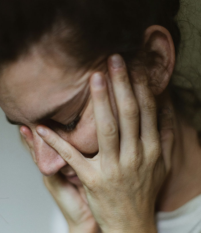 Woman Shares How Her Boyfriend Abandoned Her In The Mountains, 79 Others Chime In Sharing Similar Stories