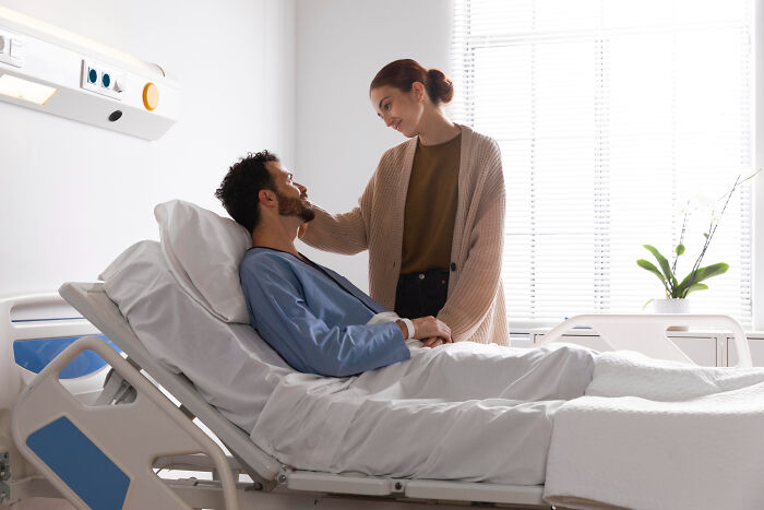 37 Of The Most Unhinged Things Patients Have Said While Being Under “Twilight” Anesthesia