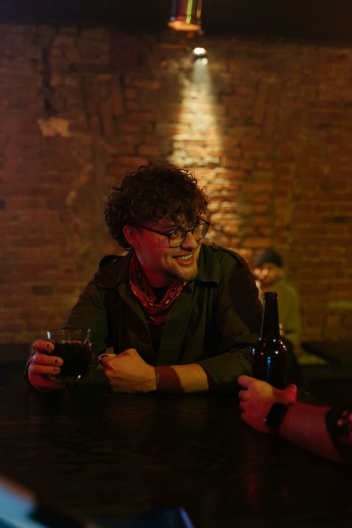 Aita For Asking My Boyfriend Why He Didn’t Come Back With My Drink?