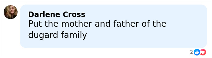 Comment by Darlene Cross discussing the mother and father of the Duggar family in a text bubble.