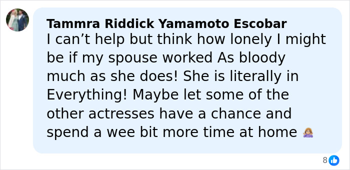 Comment expressing feelings about Nicole Kidman and Keith Urban midlife crisis tensions amid divorce discussions.
