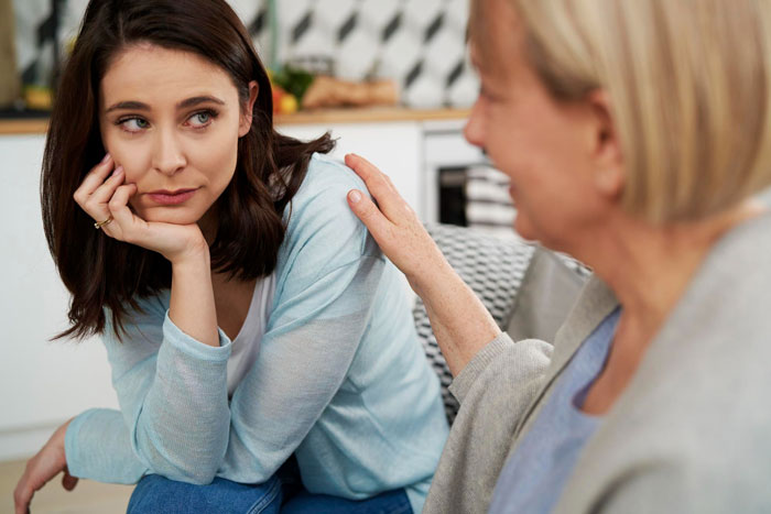 SIL Calls Kids "Misfits" At Family Photo Shoot, Mom's Hilarious Clapback Triggers A 10-Year Family Feud