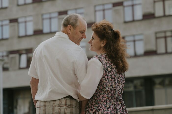 “Hilariously Awkward”: 37 Things Window Cleaners Didn’t Expect To See While On The Job