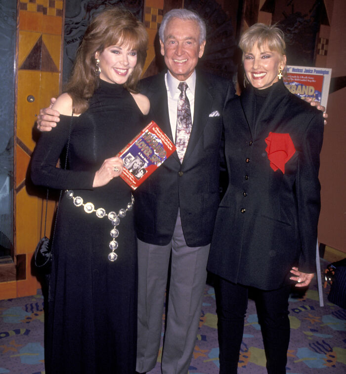 Segredos obscuros e a dura realidade dos bastidores de ‘Price Is Right’ e o apresentador Bob Barker expostos pela modelo Segredos obscuros e a dura realidade dos bastidores de ‘Price Is Right’ e o apresentador Bob Barker expostos pela modelo