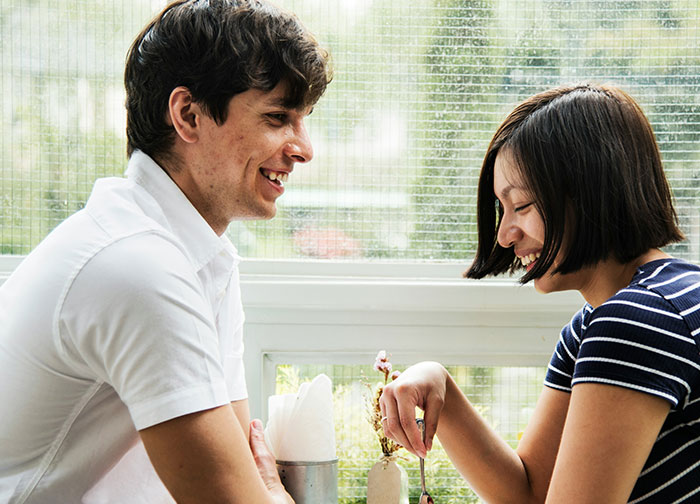 “7-Year Marriage Was Over Within The Month”: 61 Quiet Signs Of Cheating People Learned The Hard Way