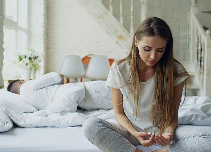 “7-Year Marriage Was Over Within The Month”: 61 Quiet Signs Of Cheating People Learned The Hard Way