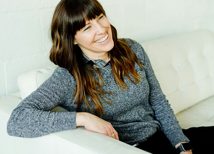 “7-Year Marriage Was Over Within The Month”: 61 Quiet Signs Of Cheating People Learned The Hard Way