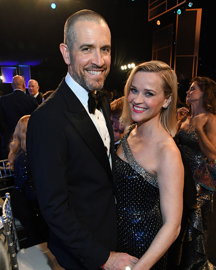 Insiders revelam como a reputação “difícil” de Reese Witherspoon em Hollywood a levou aos braços de um financista alemão