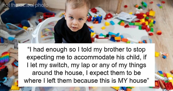 Dad Lets His 3-Year-Old Torment The Family, Frustrated Sister Puts Her Foot Down