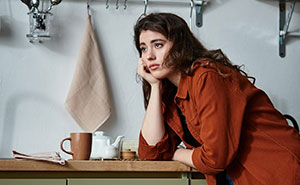 Wife Gets Blamed For Husband’s Mistake, He Forgets His Premium Steak In Oven And Asks Her To Pay