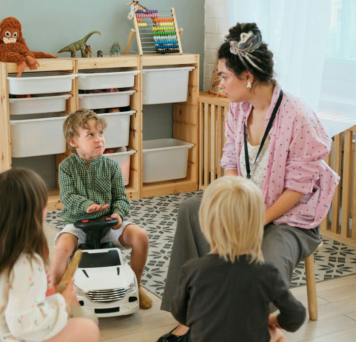 Teacher Calls CPS Because &ldquo;Kids Don&rsquo;t Lie&rdquo;, It Leads To Stepmom Being Arrested And Dad Having To Sell Everything He Owns