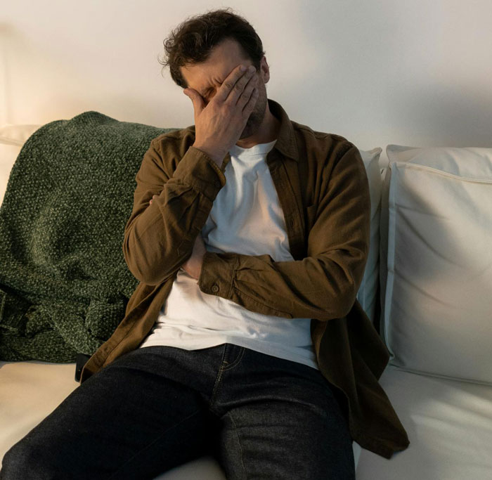 Teacher Calls CPS Because &ldquo;Kids Don&rsquo;t Lie&rdquo;, It Leads To Stepmom Being Arrested And Dad Having To Sell Everything He Owns