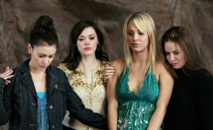 Kaley Cuoco Calls Out Former Co-Star After 20 Years