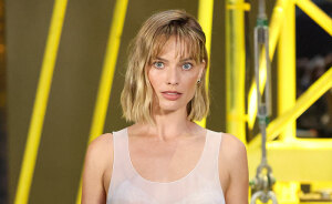 “What Is Going On In Hollywood?”: Margot Robbie’s Paris Fashion Week Appearance Sparks Mixed Reactions