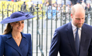 Lip Reader Reveals Prince William’s Tense Words To Family In Largest Royal Gathering Since Andrew’s Arrest