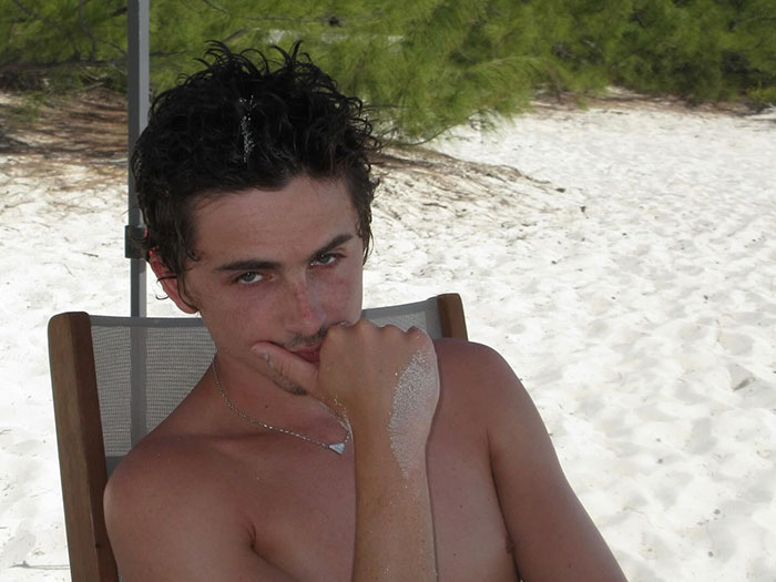 Timothée Chalamet at the beach with a thoughtful expression, sparking fans' curiosity about his relationship with Kylie Jenner. Timothée Chalamet at the beach with a thoughtful expression, sparking fans' curiosity about his relationship with Kylie Jenner.