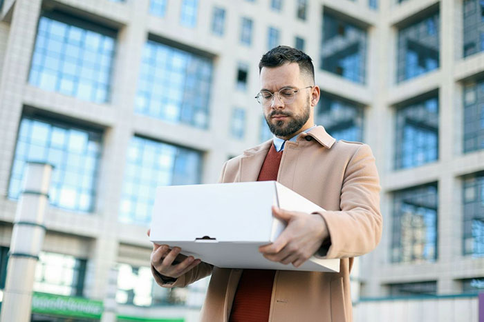Entitled Mom Throws A Tantrum At Bakery, Tries To Steal Cancer Patient's Cake For Her Child's B-Day