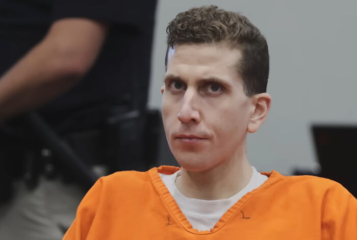 32 People Who Took Their Lives In A Different Direction After High School Than Anyone Expected