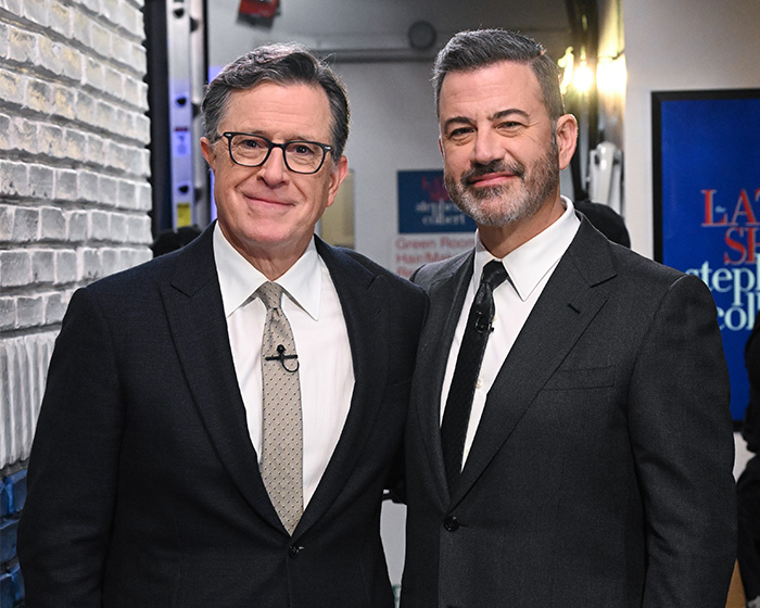 Vince Vaughn aparece como apresentador da madrugada Jimmy Kimmel e Stephen Colbert Vince Vaughn aparece como apresentador da madrugada Jimmy Kimmel e Stephen Colbert