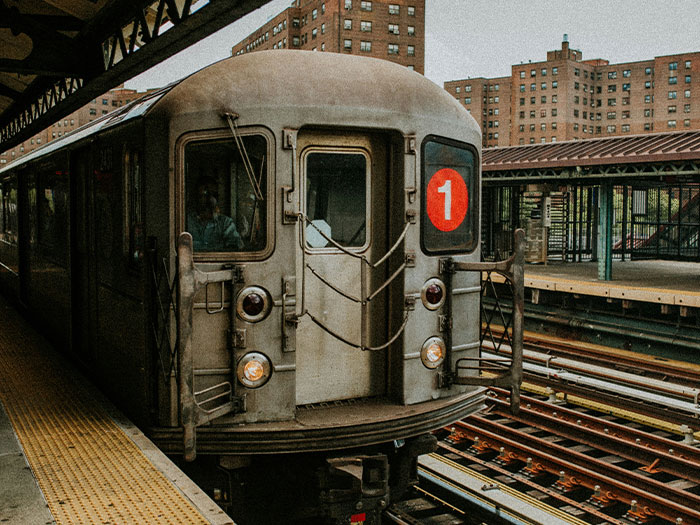 73 Things New Yorkers Don’t Think Are Weird But Outsiders Noticed Immediately