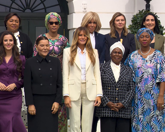 O momento de Melania Trump com o robô fez com que todos percebessem o mesmo detalhe estranho