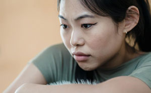 “It Was All A Mistake”: Mom Takes Son’s Ex-Girlfriend’s Side After He Betrays Her In The Worst Way Possible