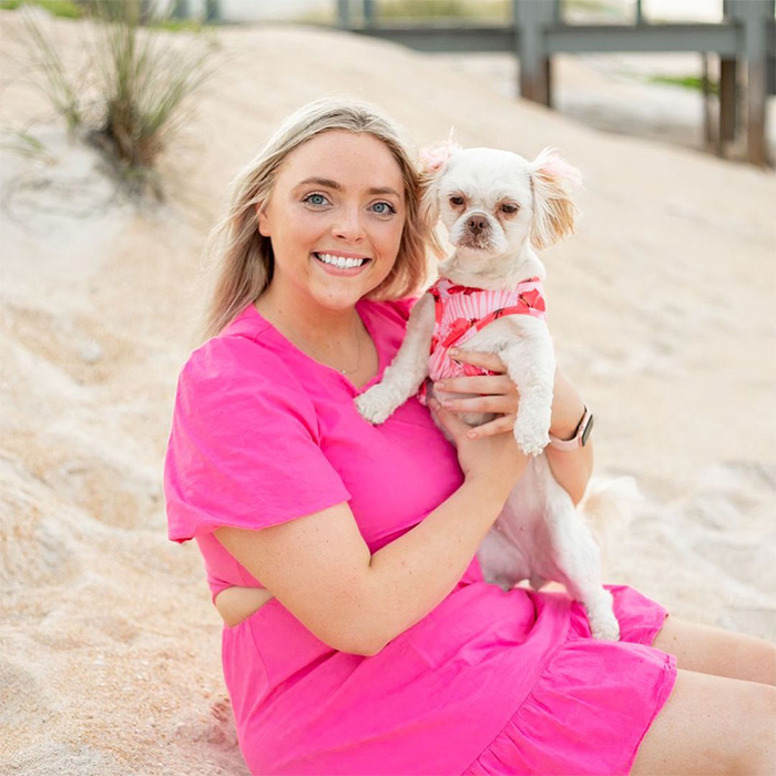 Woman Alleges She Was Kicked Off Flight For Being Deaf As Frontier Reveals The Real Story