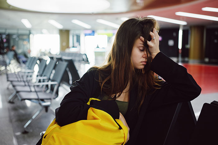 “His Feet Stank”: 57 Times People Wished They Could Just Exit The Plane