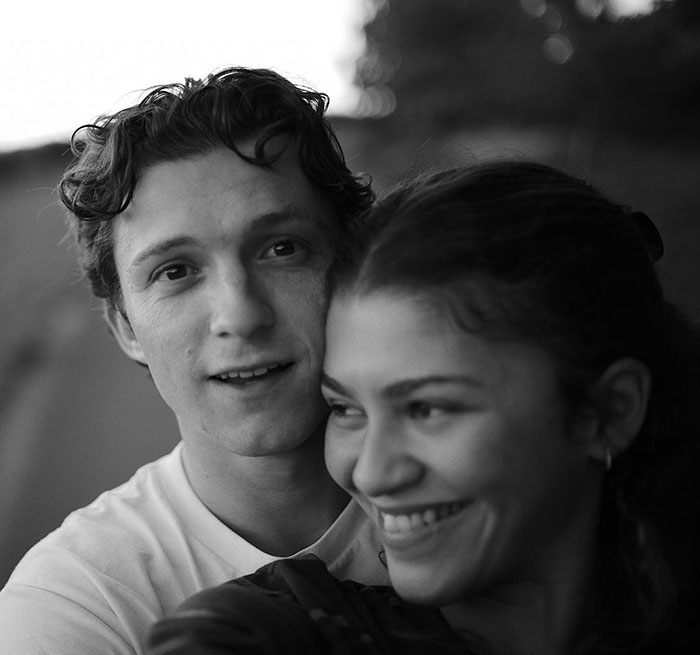 O estilista de Zendaya revela fatos surpreendentes sobre sua vida romântica privada com Tom Holland