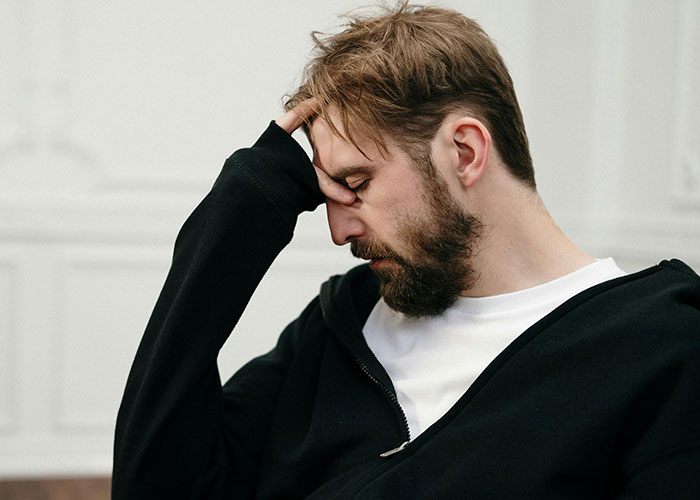 “My Wife Doesn't Know That My Dad Confessed”: Man’s World Shatters After Learning About A Double Betrayal