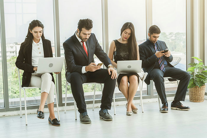 Company’s Offer Leaves Job Candidate Literally Speechless, So He Hangs Up Mid-Interview