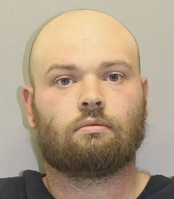 Motorista da FedEx revela palavras finais arrepiantes para Athena Strand, de 7 anos, antes do fim trágico