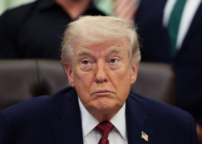 "Tive que triplicar a verificação": Detalhe na foto da Casa Branca com o tênis feminino da Geórgia desperta críticas