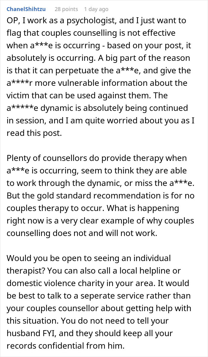 Man Plays Video Games For 5 Hours, Then Complains When Wife Tracks Time He Spent With Their Baby