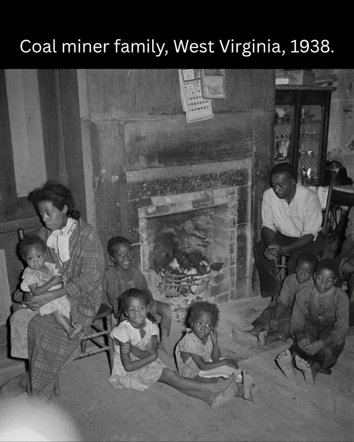 These Fascinating Historical Photos Offer A Rare Glimpse Into The Past (31 Pics)